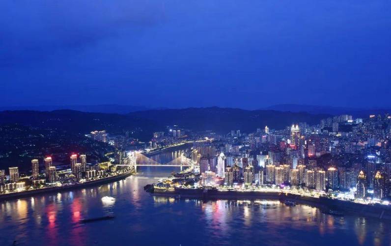 二、涪城区的现代化建筑背景